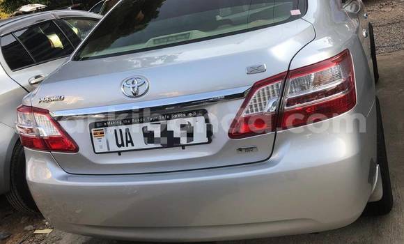 Gura Nshya Toyota Premio Silver Imodoka i Kampala mu Uganda Gura Nshya Toyota Premio Silver Imodoka i Kampala mu Uganda