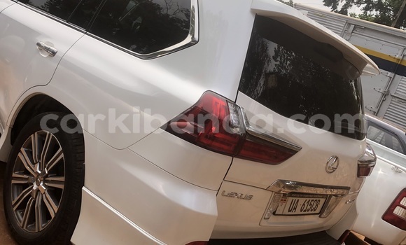 Gura Nshya Lexus LX 570 White Imodoka i Kampala mu Uganda Gura Nshya Lexus LX 570 White Imodoka i Kampala mu Uganda