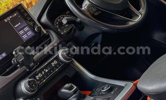 Nunua Mpya Toyota RAV4 Nyingine Gari ndani ya Kampala nchini Uganda Nunua Mpya Toyota RAV4 Nyingine Gari ndani ya Kampala nchini Uganda