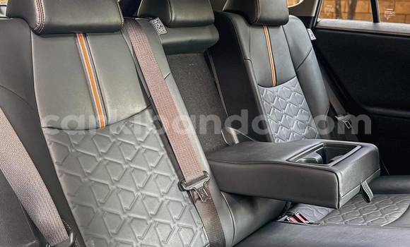 Nunua Mpya Toyota RAV4 Nyingine Gari ndani ya Kampala nchini Uganda Nunua Mpya Toyota RAV4 Nyingine Gari ndani ya Kampala nchini Uganda
