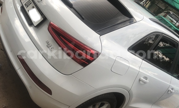 Gura Nshya Audi Q3 White Imodoka i Kampala mu Uganda Gura Nshya Audi Q3 White Imodoka i Kampala mu Uganda