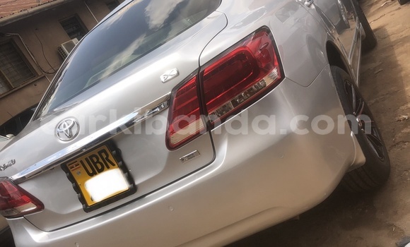 Nunua Mpya Toyota Premio Fedha Gari ndani ya Kampala nchini Uganda Nunua Mpya Toyota Premio Fedha Gari ndani ya Kampala nchini Uganda