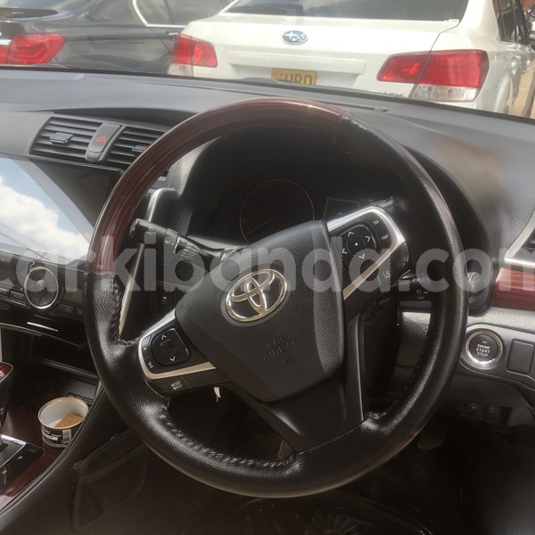 Big with watermark toyota premio uganda kampala 26085