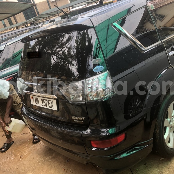Big with watermark mitsubishi outlander uganda kampala 26099