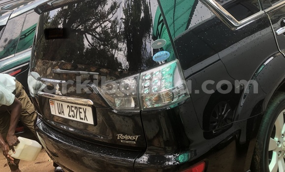 Gura Nshya Mitsubishi Outlander Other Imodoka i Kampala mu Uganda Gura Nshya Mitsubishi Outlander Other Imodoka i Kampala mu Uganda
