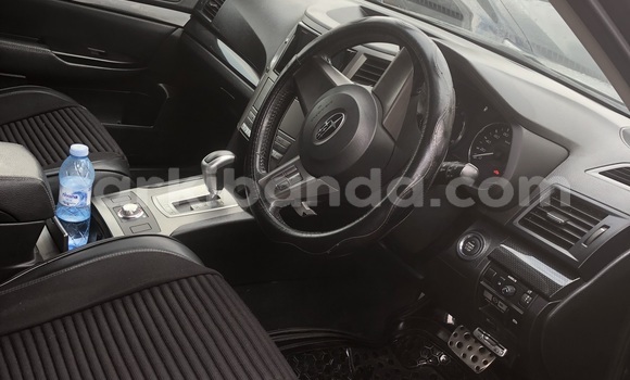 Gura Nshya Subaru Outback Black Imodoka i Kampala mu Uganda Gura Nshya Subaru Outback Black Imodoka i Kampala mu Uganda