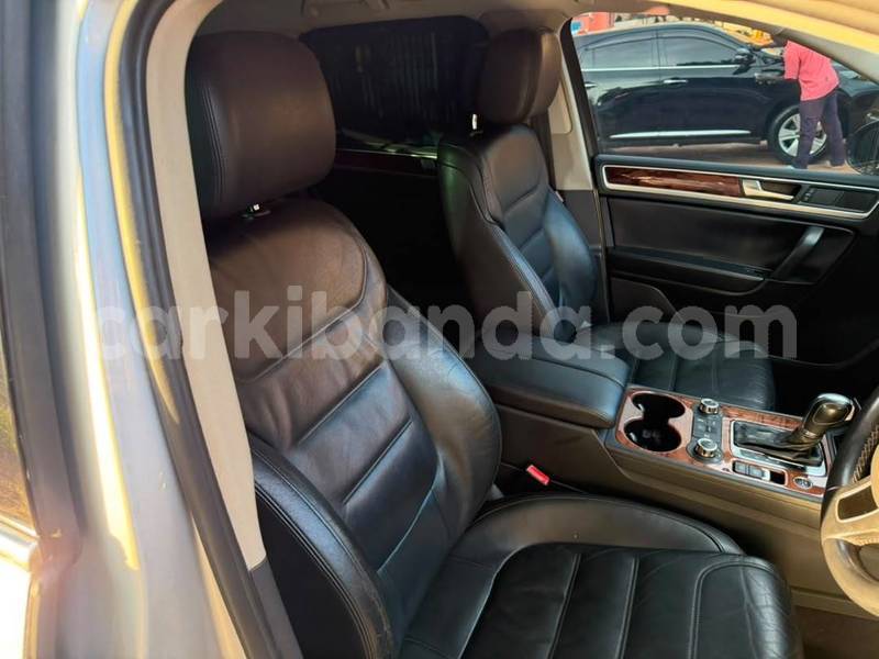 Big with watermark volkswagen touareg uganda kampala 26105