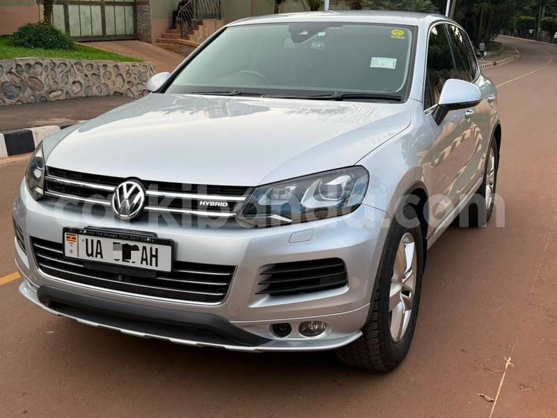 Big with watermark volkswagen touareg uganda kampala 26105
