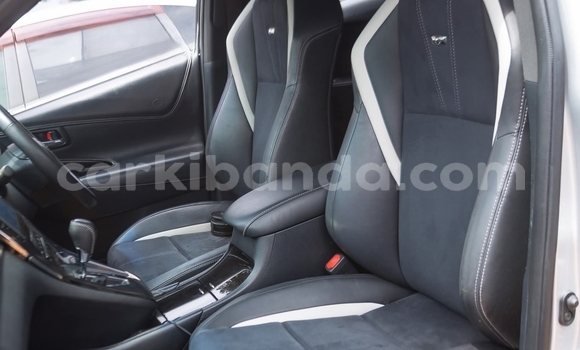 Buy Used Toyota Harrier Silver Car in Kampala in Uganda Buy Used Toyota Harrier Silver Car in Kampala in Uganda