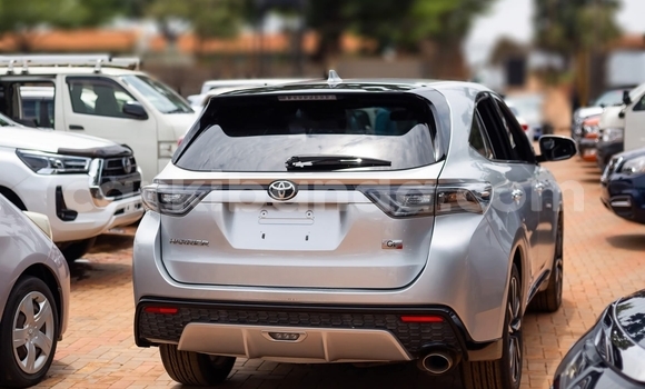 Buy Used Toyota Harrier Silver Car in Kampala in Uganda Buy Used Toyota Harrier Silver Car in Kampala in Uganda