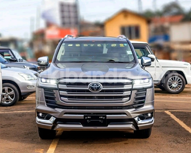 Big with watermark toyota land cruiser uganda kampala 26112