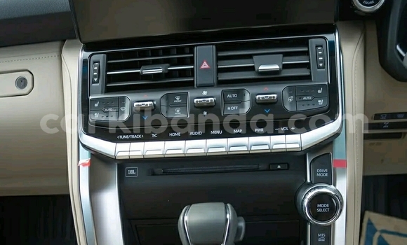 Buy Used Toyota Land Cruiser Beige Car in Kampala in Uganda Buy Used Toyota Land Cruiser Beige Car in Kampala in Uganda