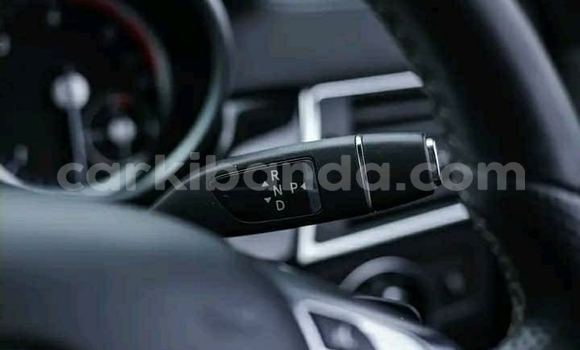 Gura Yakoze Mercedes‒Benz ML–Class Silver Imodoka i Kampala mu Uganda Gura Yakoze Mercedes‒Benz ML–Class Silver Imodoka i Kampala mu Uganda