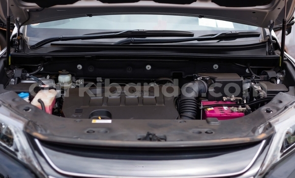 Buy Used Toyota Harrier Silver Car in Kampala in Uganda Buy Used Toyota Harrier Silver Car in Kampala in Uganda