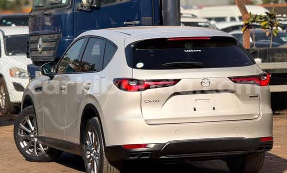 Gura Nshya Mazda CX-9 Silver Imodoka i Kampala mu Uganda Gura Nshya Mazda CX-9 Silver Imodoka i Kampala mu Uganda
