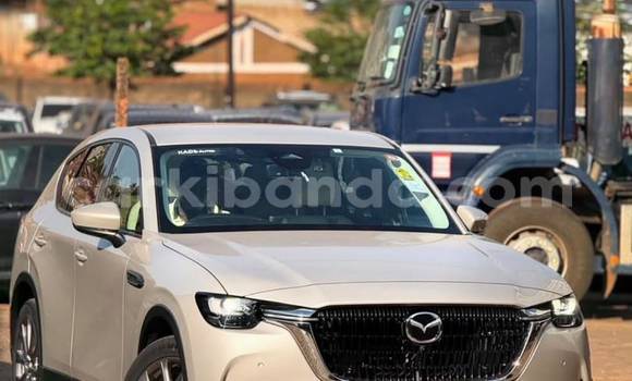 Gura Nshya Mazda CX-9 Silver Imodoka i Kampala mu Uganda Gura Nshya Mazda CX-9 Silver Imodoka i Kampala mu Uganda