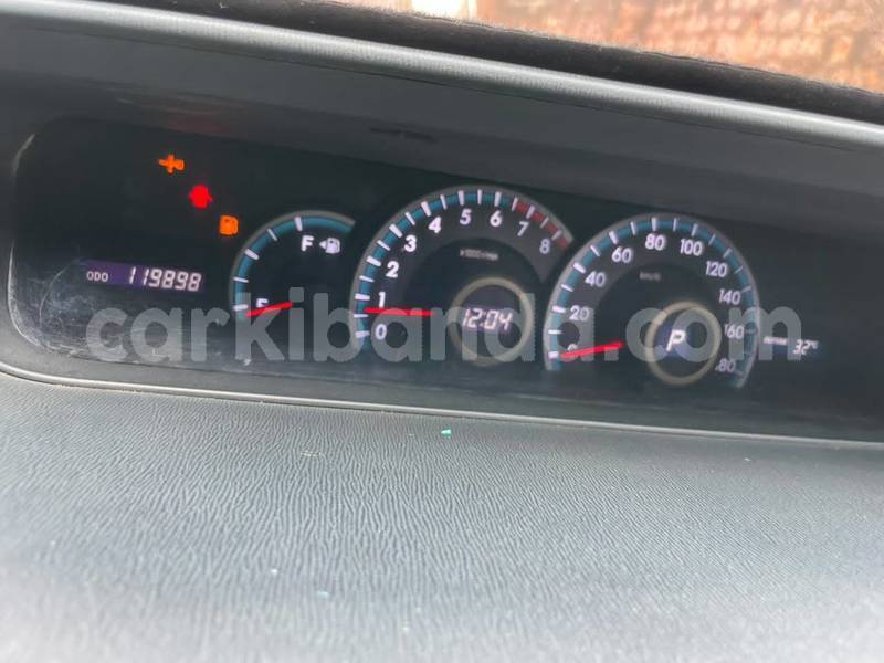 Big with watermark toyota noah uganda kampala 26121