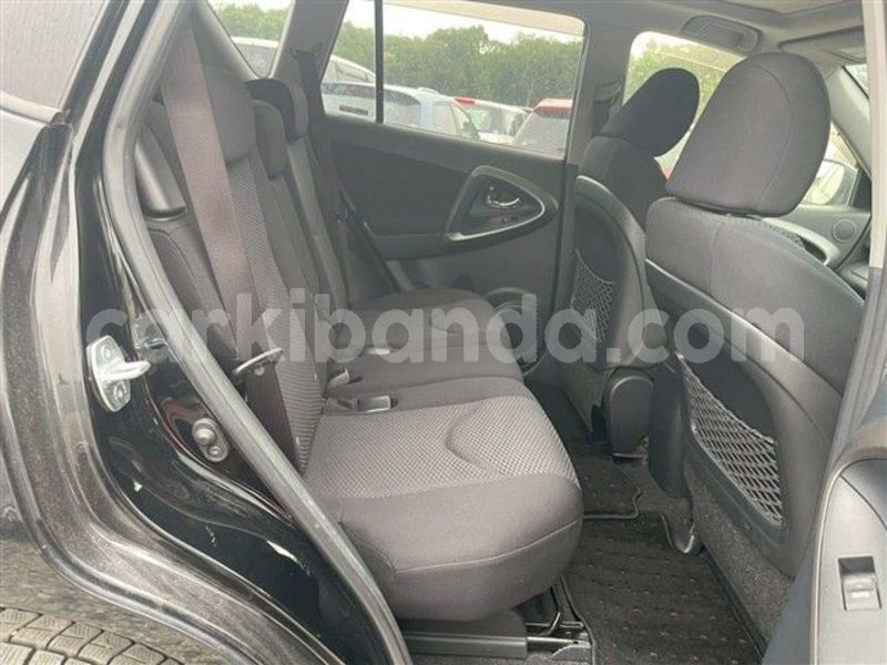 Big with watermark toyota rav4 uganda kampala 26122