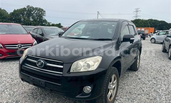 Acheter Import Voiture Toyota RAV4 Noir à Kampala, Ouganda Acheter Import Voiture Toyota RAV4 Noir à Kampala, Ouganda