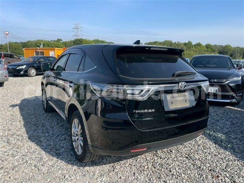 Big with watermark toyota harrier uganda kampala 26123