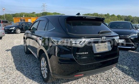 Acheter Import Voiture Toyota Harrier Noir à Kampala, Ouganda Acheter Import Voiture Toyota Harrier Noir à Kampala, Ouganda