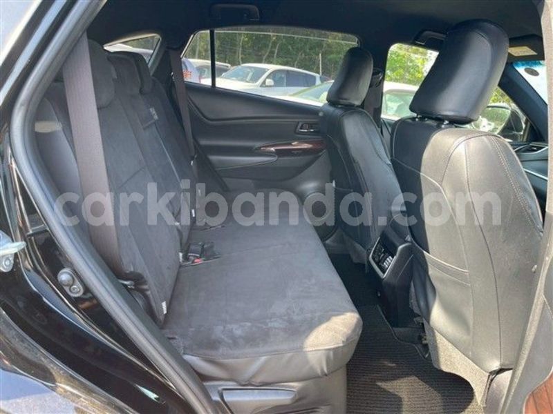 Big with watermark toyota harrier uganda kampala 26123