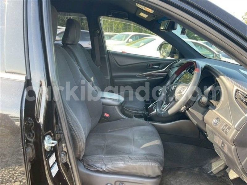 Big with watermark toyota harrier uganda kampala 26123
