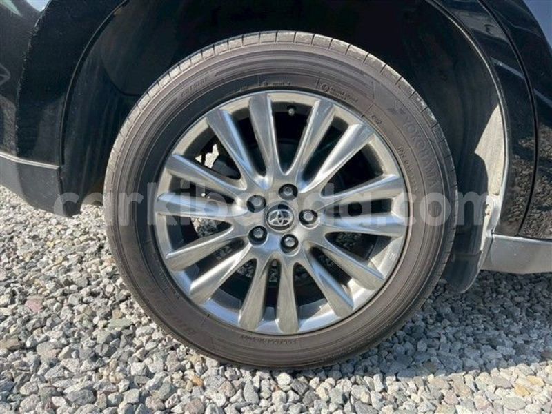 Big with watermark toyota harrier uganda kampala 26123