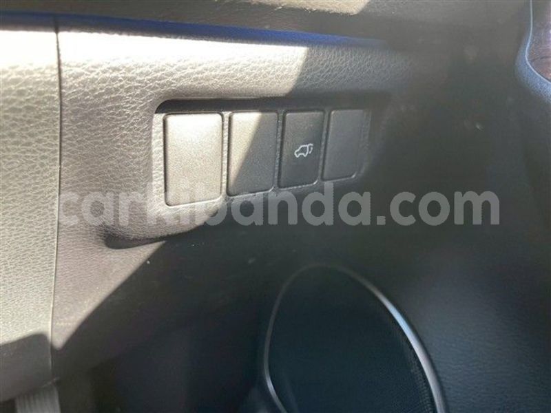 Big with watermark toyota harrier uganda kampala 26123