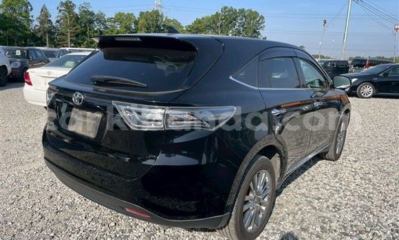 Acheter Import Voiture Toyota Harrier Noir à Kampala, Ouganda Acheter Import Voiture Toyota Harrier Noir à Kampala, Ouganda