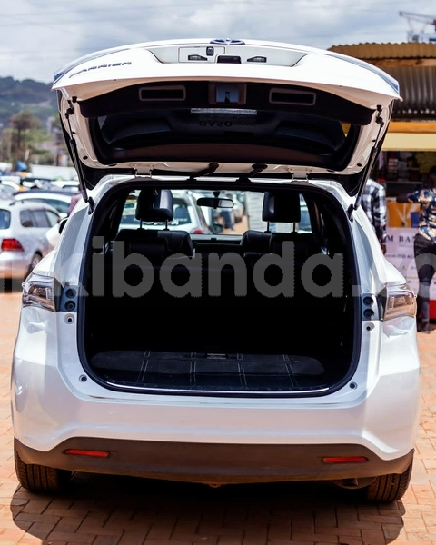 Big with watermark toyota harrier uganda kampala 26125