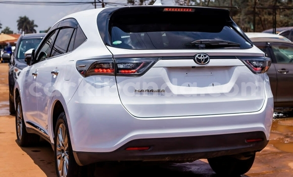 Buy Used Toyota Harrier White Car in Kampala in Uganda Buy Used Toyota Harrier White Car in Kampala in Uganda