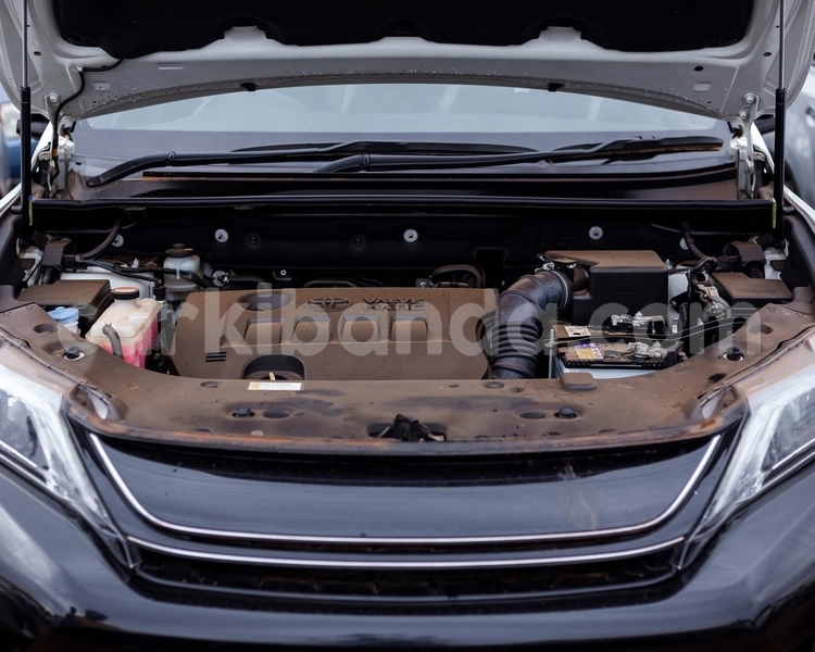 Big with watermark toyota harrier uganda kampala 26127