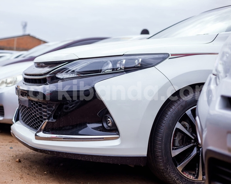 Big with watermark toyota harrier uganda kampala 26127