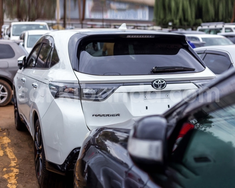 Big with watermark toyota harrier uganda kampala 26127