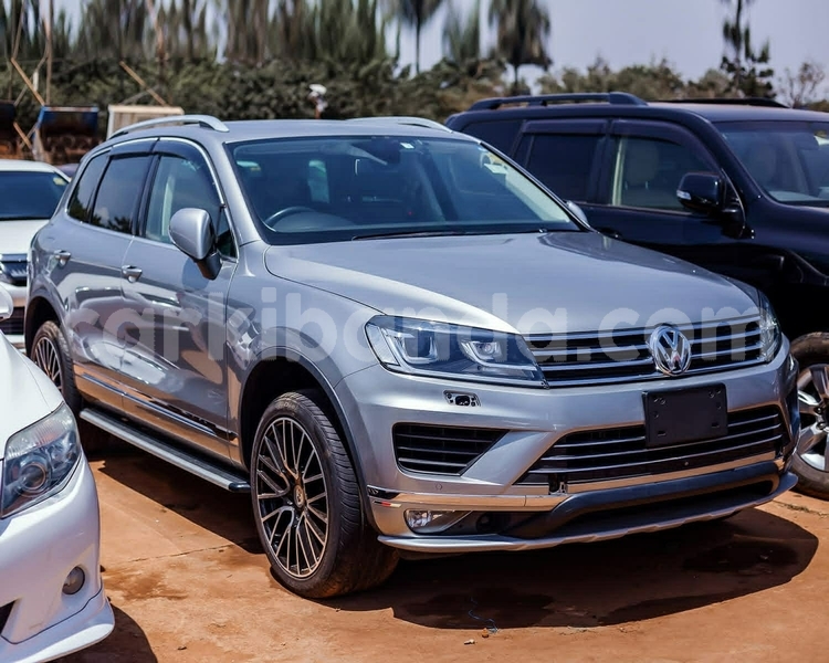 Big with watermark volkswagen touareg uganda kampala 26128