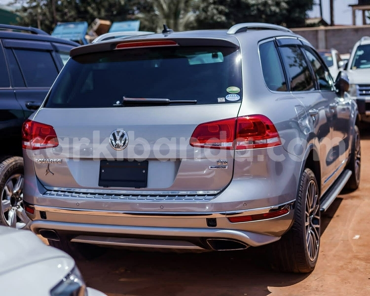 Big with watermark volkswagen touareg uganda kampala 26128