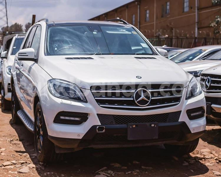 Big with watermark mercedes benz ml class uganda kampala 26131