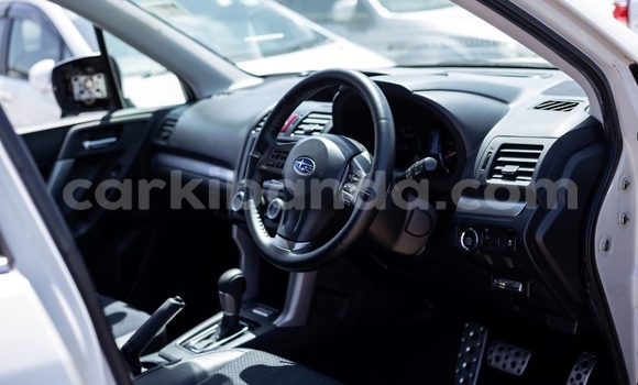 Gura Yakoze Subaru Forester White Imodoka i Kampala mu Uganda Gura Yakoze Subaru Forester White Imodoka i Kampala mu Uganda