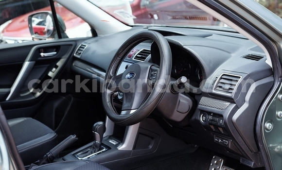 Gura Yakoze Subaru Forester Green Imodoka i Kampala mu Uganda Gura Yakoze Subaru Forester Green Imodoka i Kampala mu Uganda