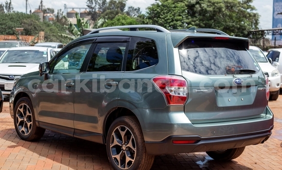 Gura Yakoze Subaru Forester Green Imodoka i Kampala mu Uganda Gura Yakoze Subaru Forester Green Imodoka i Kampala mu Uganda