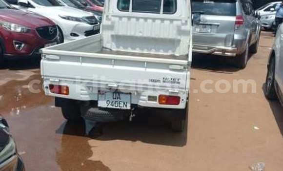 Acheter Occasion Voiture Toyota Hiace Autre à Kampala, Ouganda Acheter Occasion Voiture Toyota Hiace Autre à Kampala, Ouganda