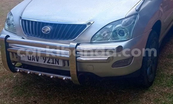 Buy Used Toyota Harrier Silver Car in Kampala in Uganda