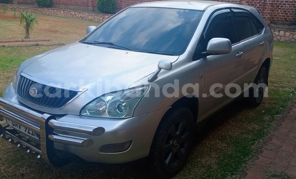 Buy Used Toyota Harrier Silver Car in Kampala in Uganda Buy Used Toyota Harrier Silver Car in Kampala in Uganda