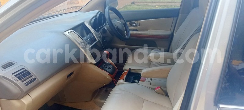 Big with watermark toyota harrier uganda kampala 26157