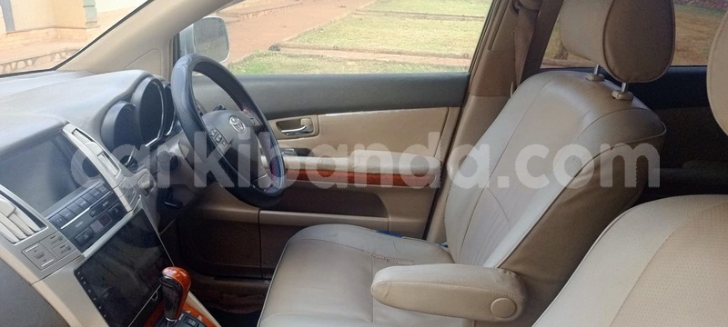 Big with watermark toyota harrier uganda kampala 26157