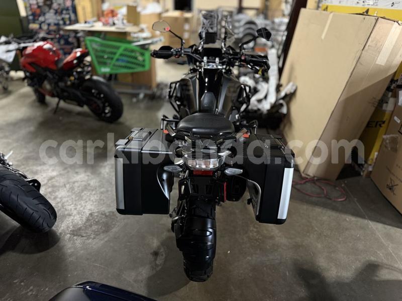 Big with watermark bmw r1200gs adventure central jinja kawempe 26164