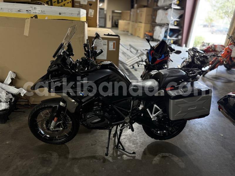 Big with watermark bmw r1200gs adventure central jinja kawempe 26164