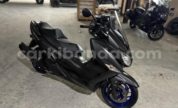 Buy Used Suzuki Burgman Black Bike in Kampala in Uganda
