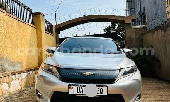 Buy Used Toyota Harrier Silver Car in Kampala in Uganda